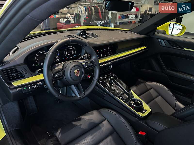 Купе Porsche 911 2024 в Одесі