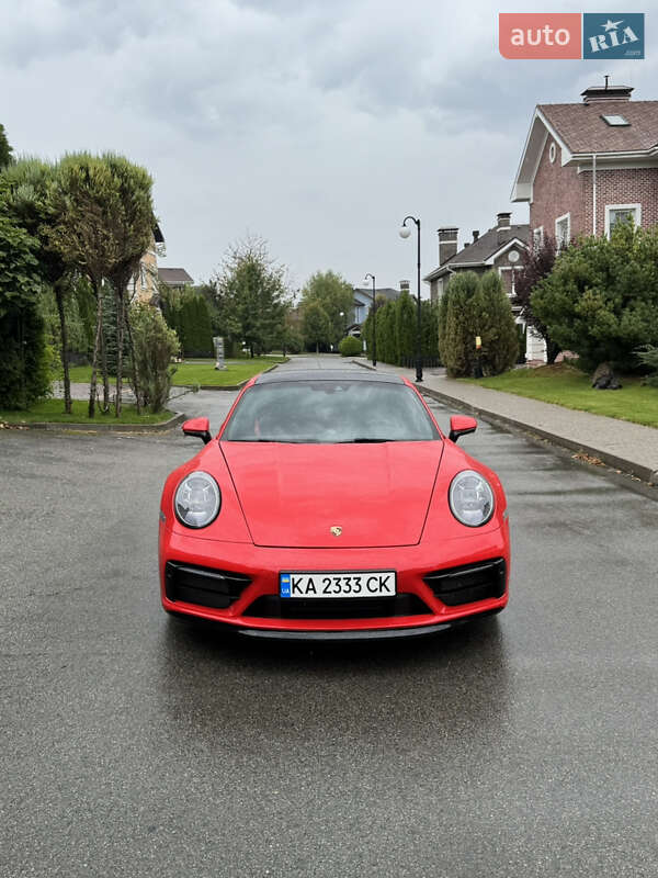 Купе Porsche 911 2022 в Киеве