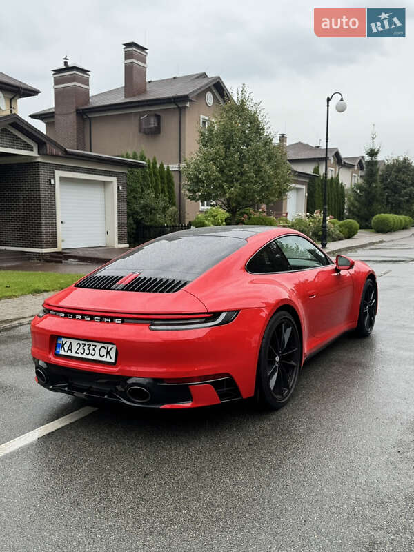 Купе Porsche 911 2022 в Киеве