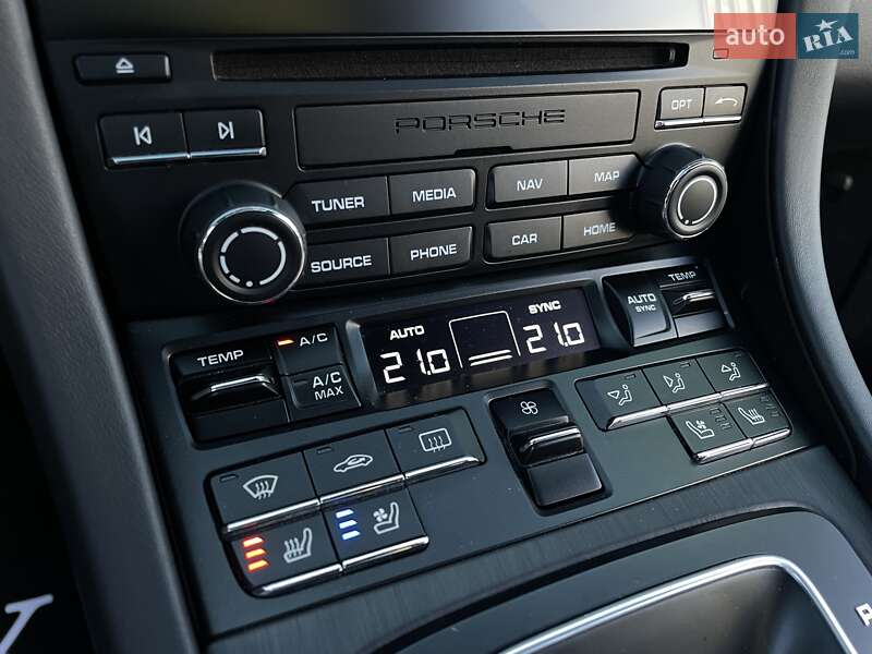 Купе Porsche 911 2017 в Києві