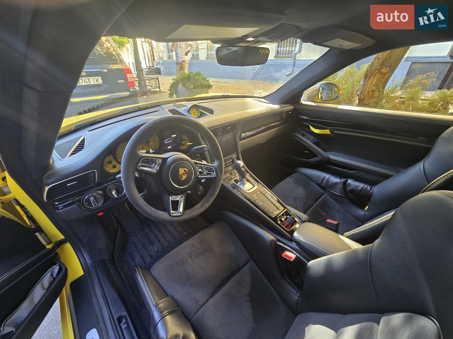 2018 Porsche 911 - мініатюра 8