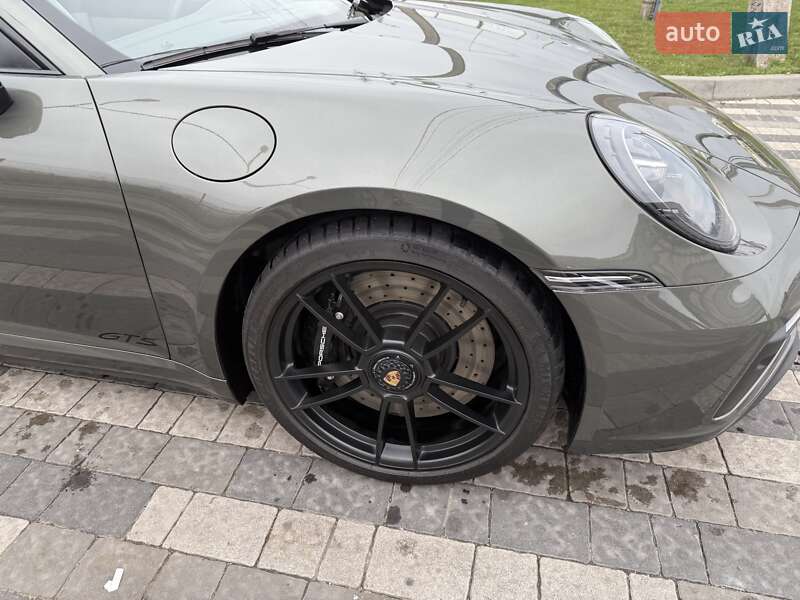 Купе Porsche 911 2023 в Львове