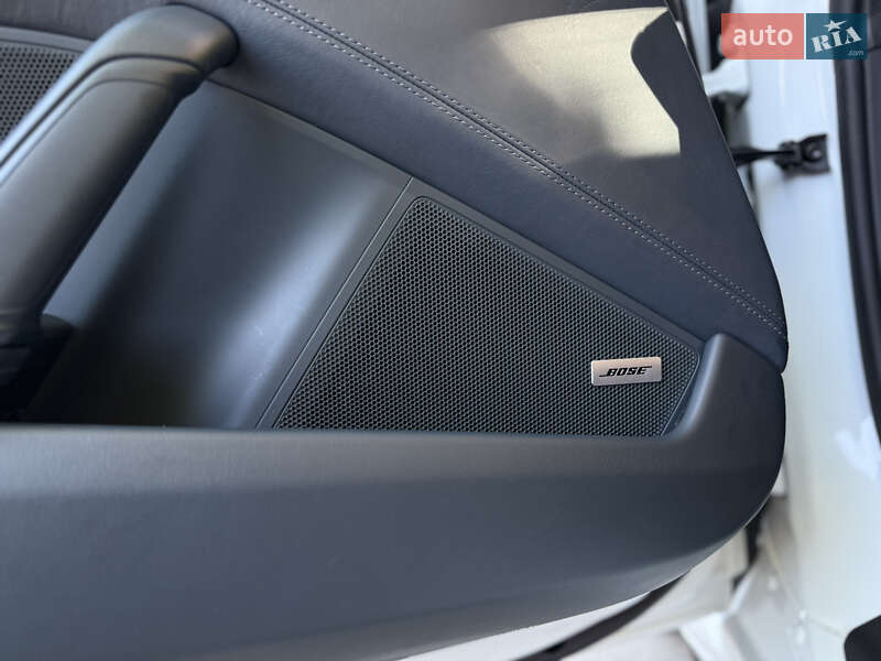 Кабриолет Porsche 911 2022 в Львове