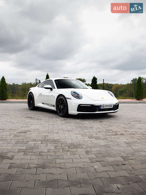 Купе Porsche 911 2019 в Виннице фото Купе Porsche 911 2019 в Виннице