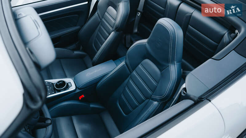 Кабріолет Porsche 911 2022 в Києві