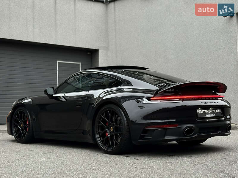 Купе Porsche 911 2023 в Киеве фото 26 Купе Porsche 911 2023 в Киеве