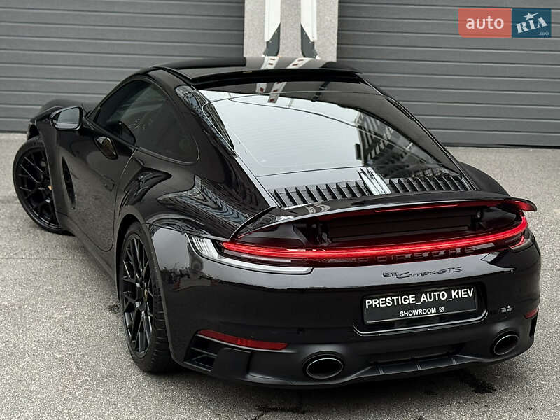 Купе Porsche 911 2023 в Киеве фото 30 Купе Porsche 911 2023 в Киеве