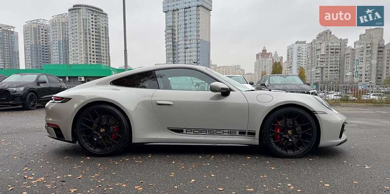 Купе Porsche 911 2024 в Києві фото 92 Купе Porsche 911 2024 в Києві