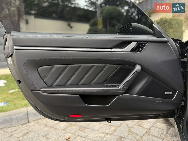 Купе Porsche 911 2021 в Львове фото 28 Купе Porsche 911 2021 в Львове