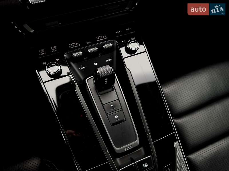 Купе Porsche 911 2022 в Киеве фото 40 Купе Porsche 911 2022 в Киеве