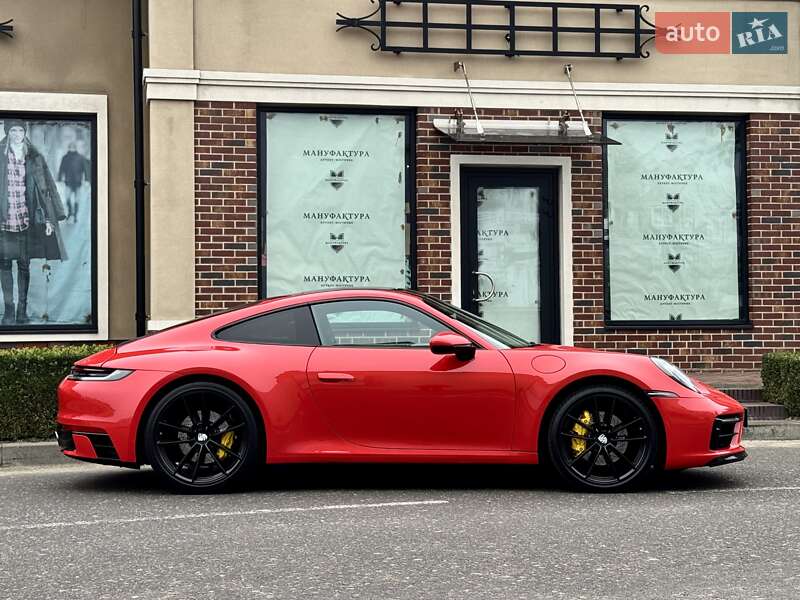 Купе Porsche 911 2022 в Киеве фото 8 Купе Porsche 911 2022 в Киеве