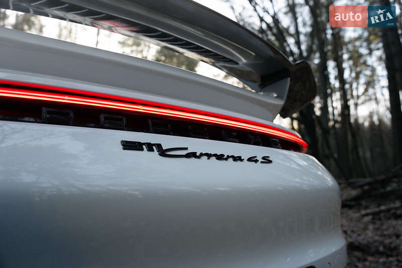 Купе Porsche 911 2022 в Киеве фото 58 Купе Porsche 911 2022 в Киеве