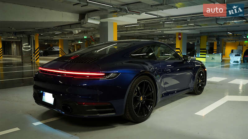 Купе Porsche 911 2024 в Києві