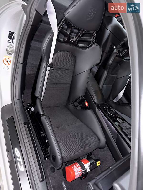 Купе Porsche 911 2023 в Одессе