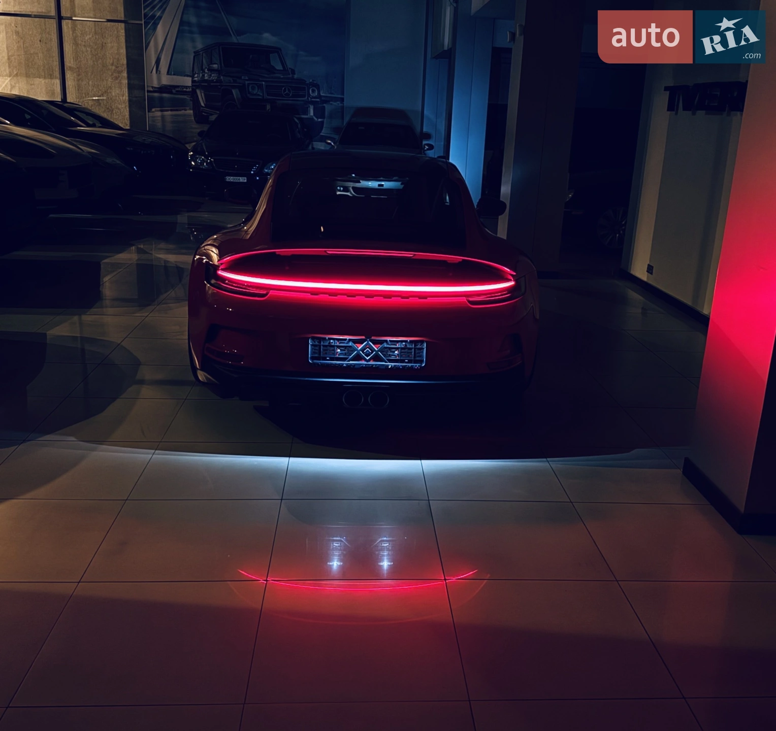 2023 Porsche 911 - мініатюра 16