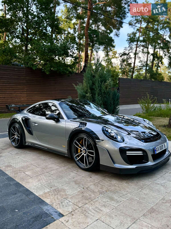 Купе Porsche 911 2016 в Киеве