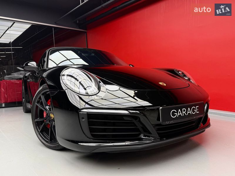 Кабриолет Porsche 911 2018 в Киеве