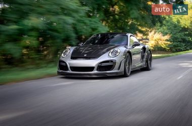 Купе Porsche 911 2016 в Киеве