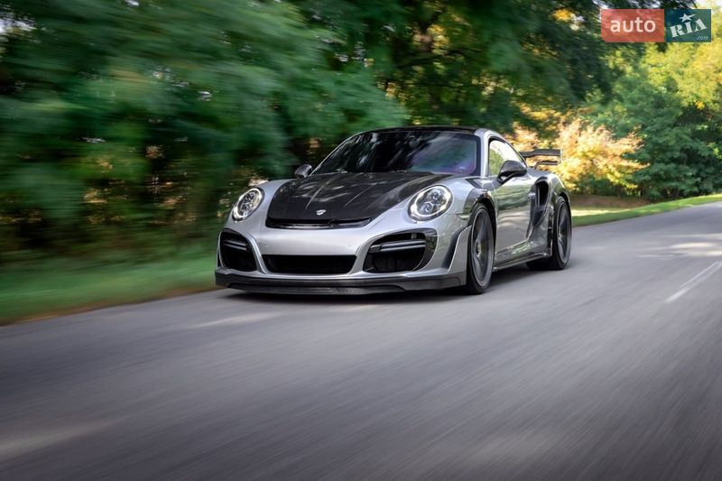 Купе Porsche 911 2016 в Киеве