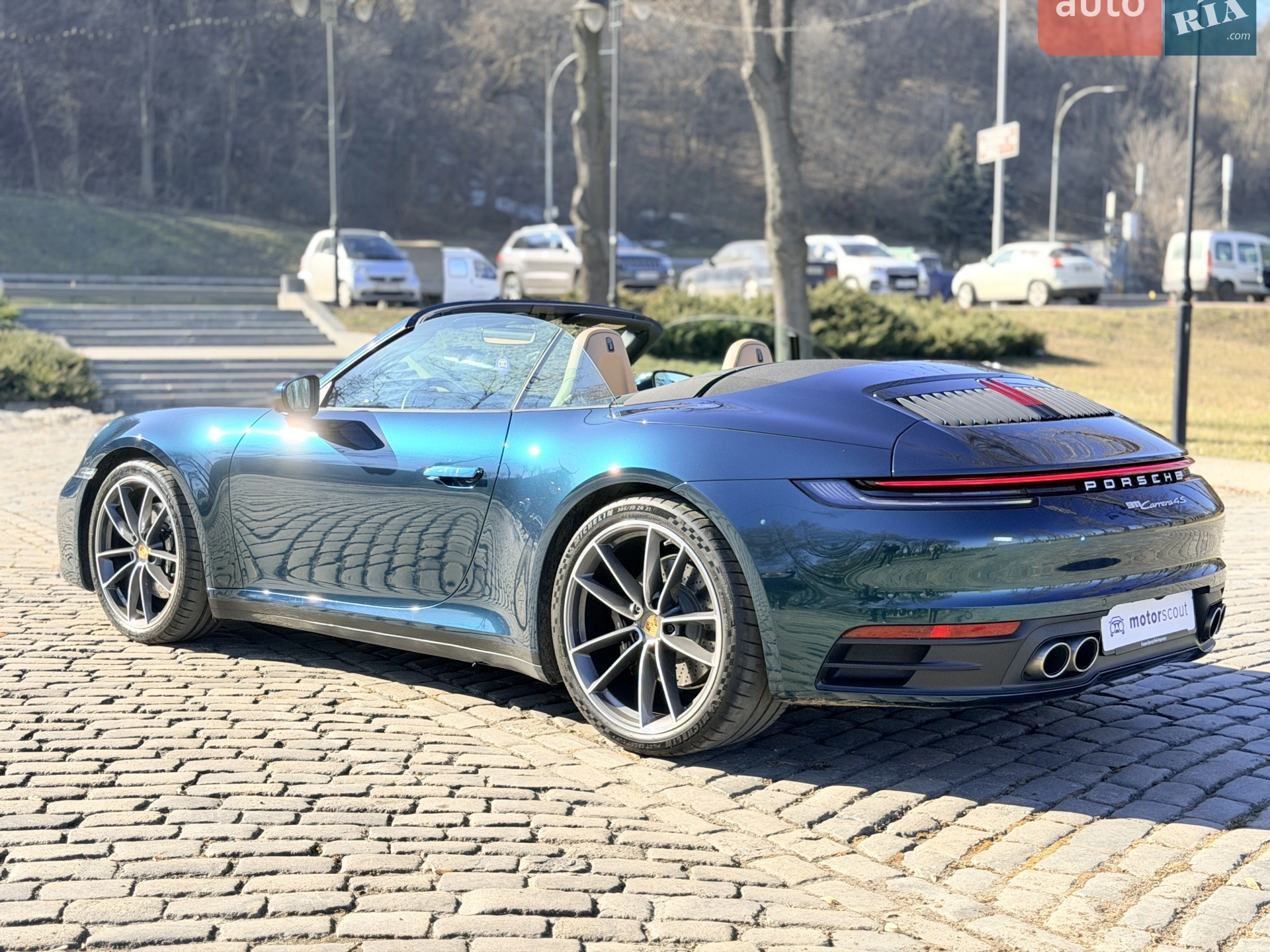 2020 Porsche 911 - мініатюра 3