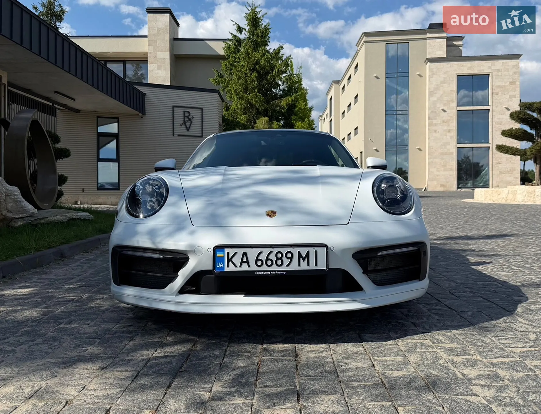 2019 Porsche 911 - мініатюра 2