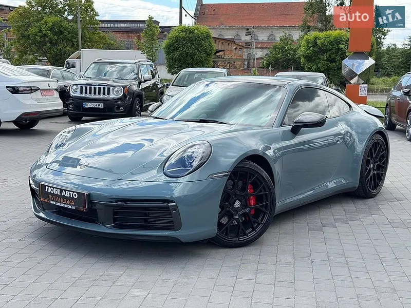 Porsche 911 2021