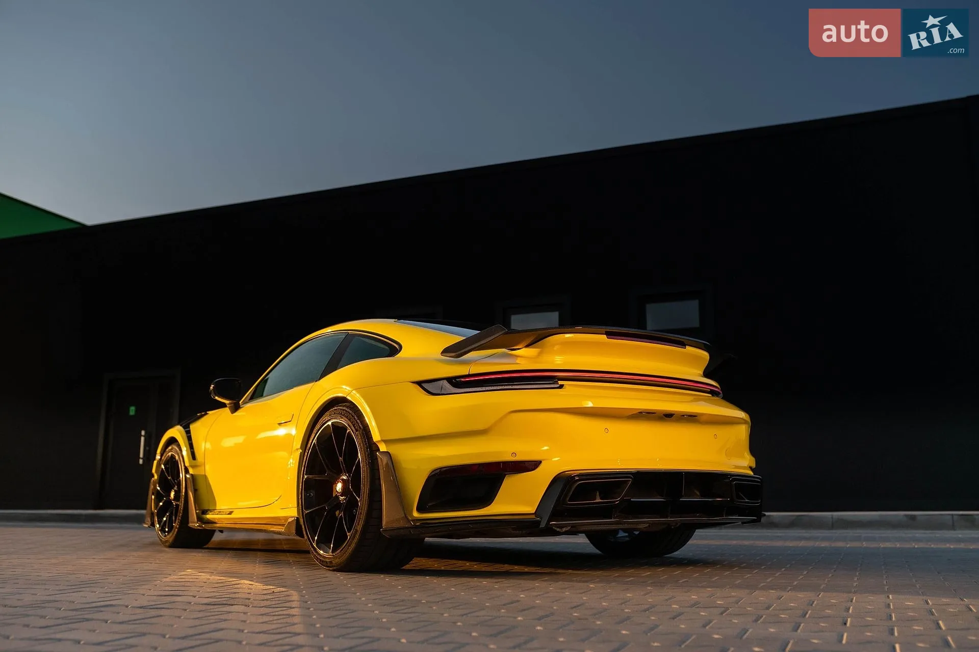 Porsche 911 2021 VIN WP0AD2A94NS254114 фото оголошення 18 з 27