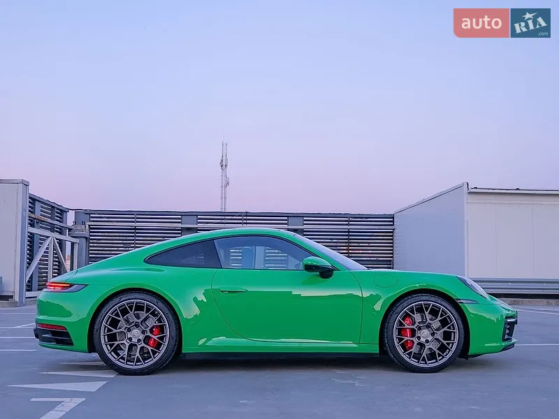 Porsche 911 2021