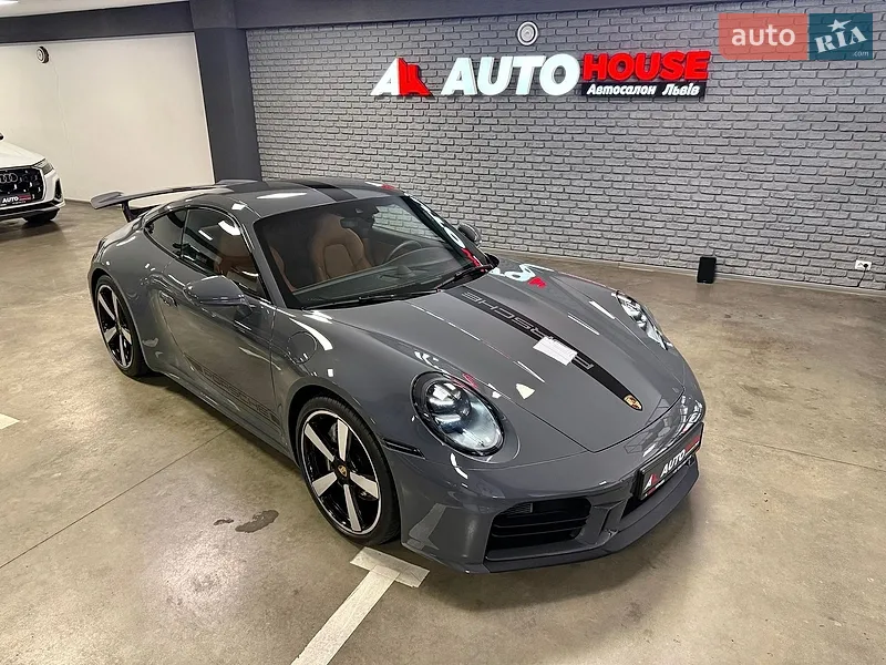 Porsche 911 2025