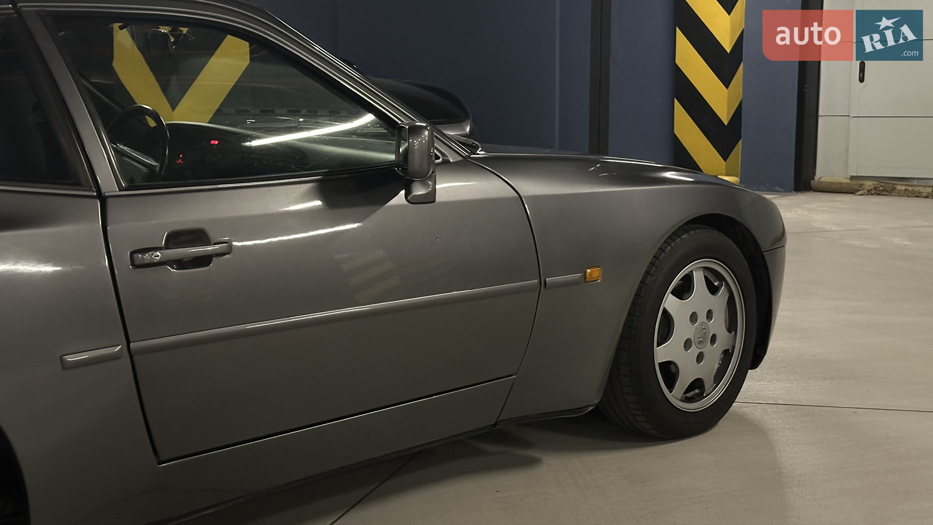 1989 Porsche 944 - мініатюра 11