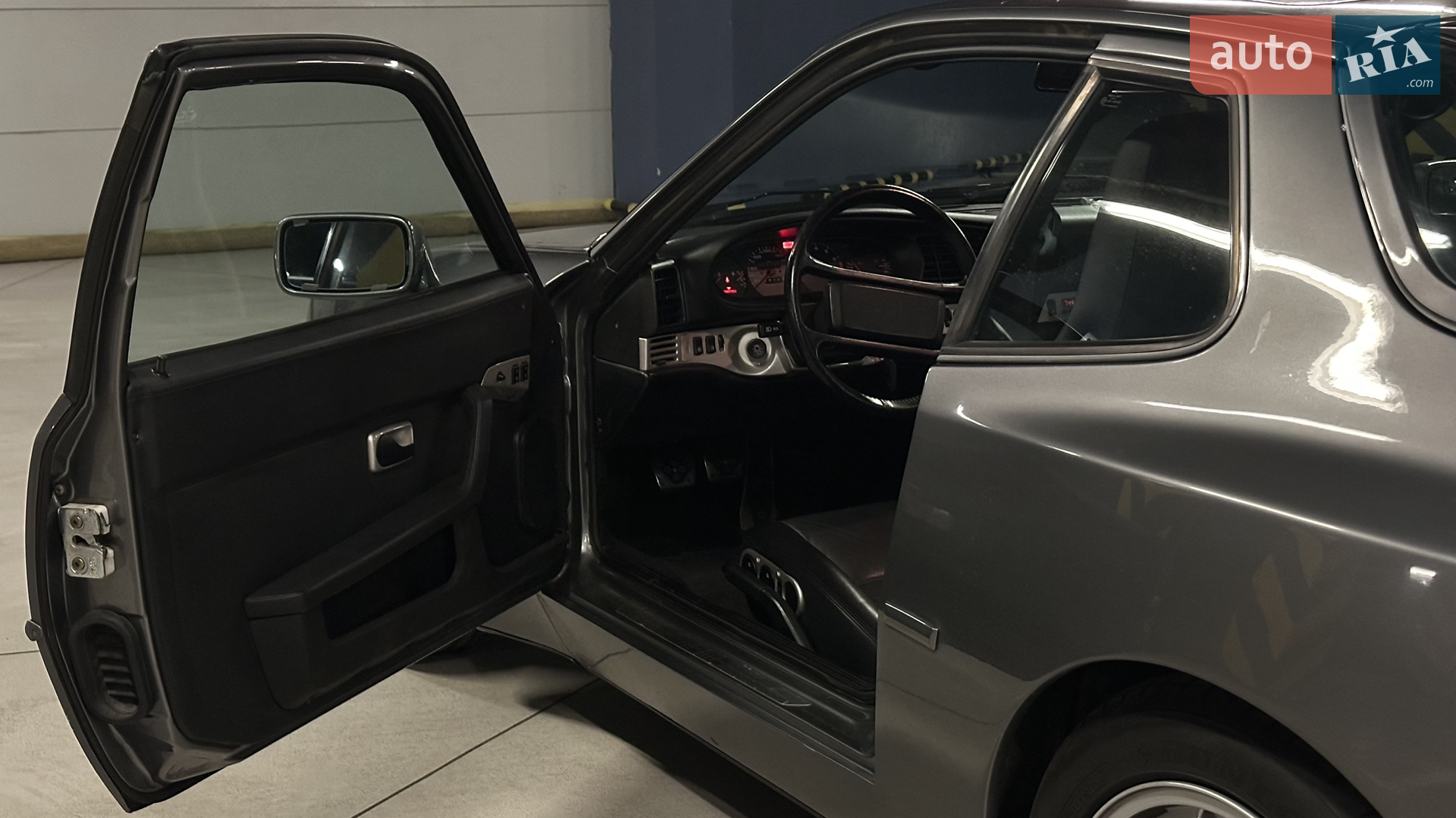 1989 Porsche 944 - мініатюра 15