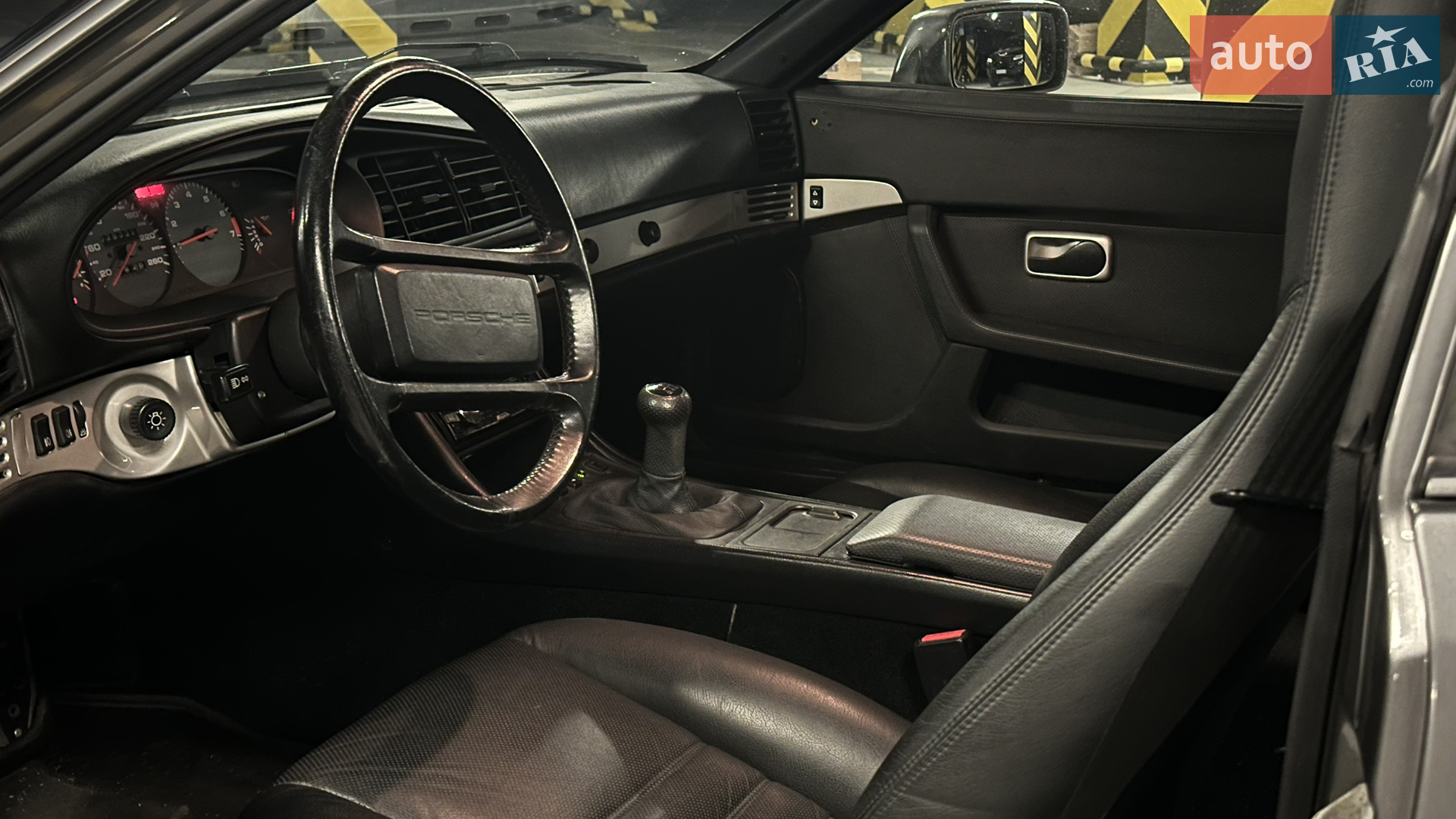1989 Porsche 944 - мініатюра 17