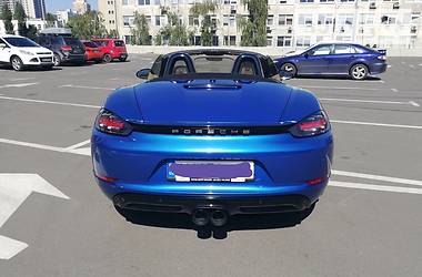 Кабриолет Porsche Boxster 2016 в Киеве