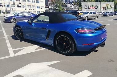 Кабриолет Porsche Boxster 2016 в Киеве