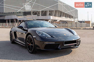 Кабриолет Porsche Boxster 2016 в 