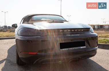 Кабриолет Porsche Boxster 2016 в 