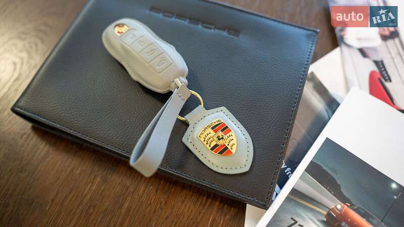 Родстер Porsche Boxster 2024 в Києві