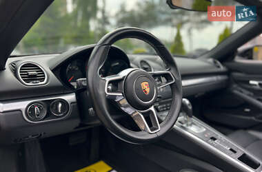 Родстер Porsche Boxster 2017 в 