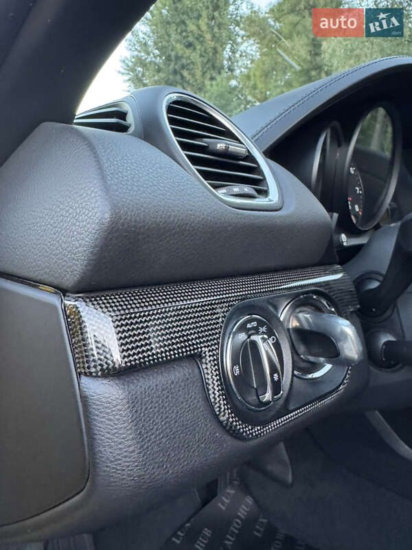 Родстер Porsche Boxster 2020 в Киеве