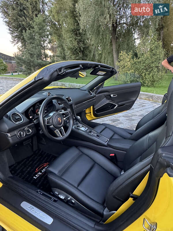 Родстер Porsche Boxster 2020 в Киеве
