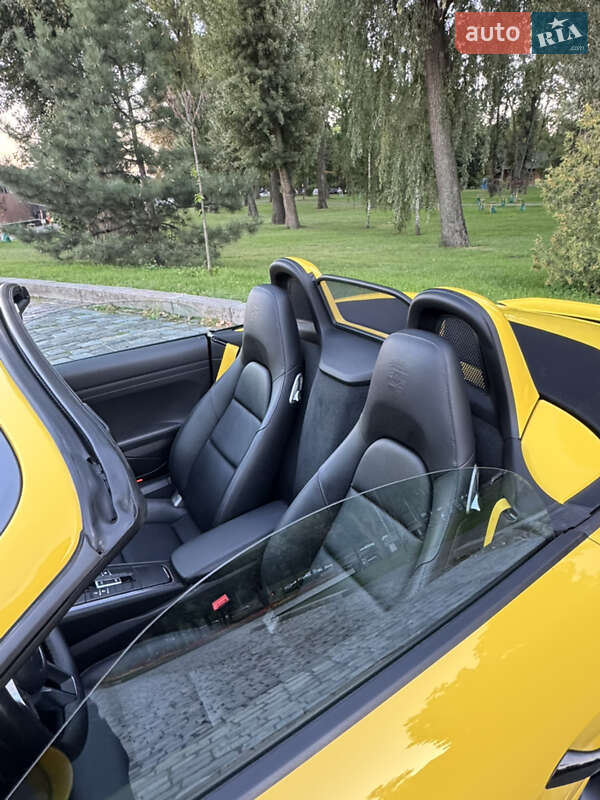 Родстер Porsche Boxster 2020 в Киеве