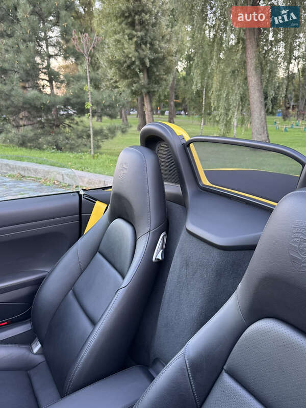 Родстер Porsche Boxster 2020 в Киеве