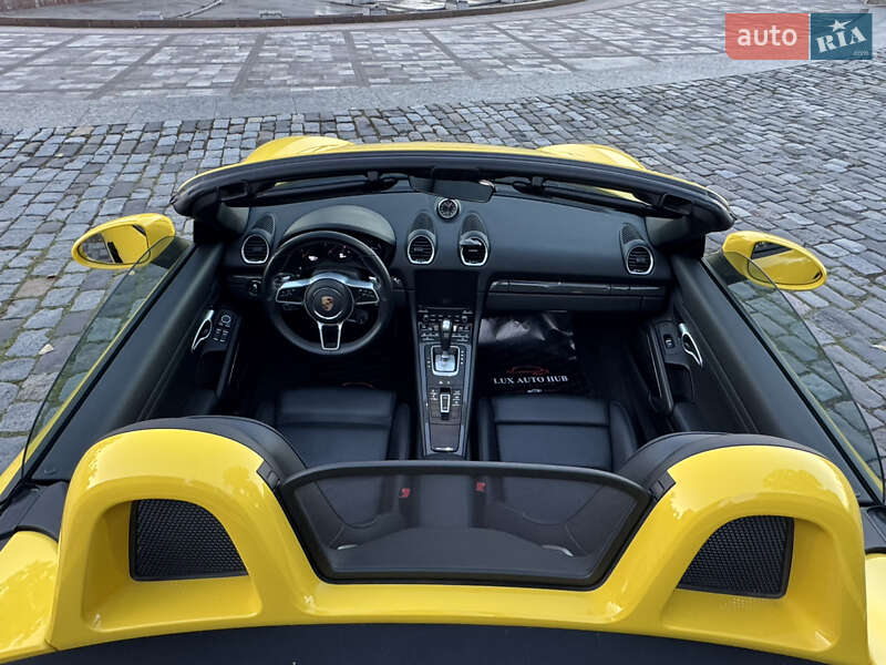 Родстер Porsche Boxster 2020 в Киеве