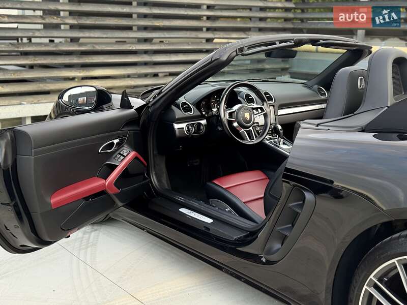 Родстер Porsche Boxster 2020 в Киеве