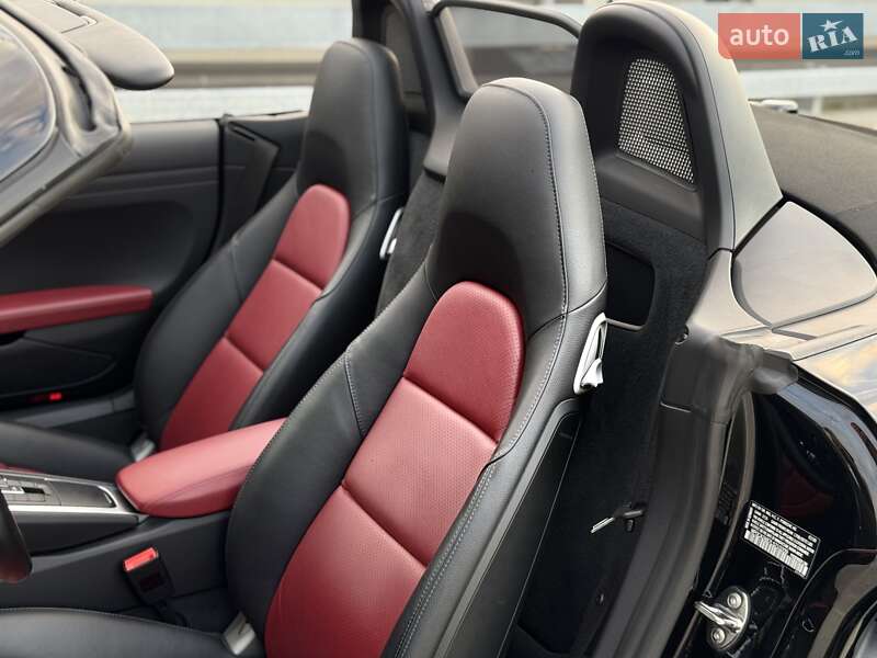 Родстер Porsche Boxster 2020 в Киеве
