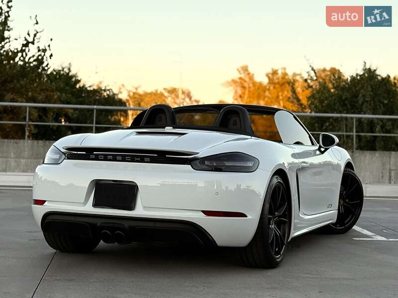 Родстер Porsche Boxster 2018 в Киеве фото 27 Родстер Porsche Boxster 2018 в Киеве