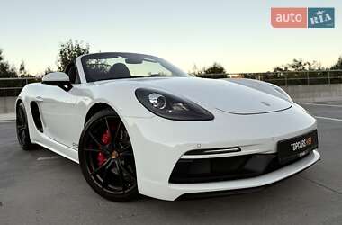 Родстер Porsche Boxster 2018 в 