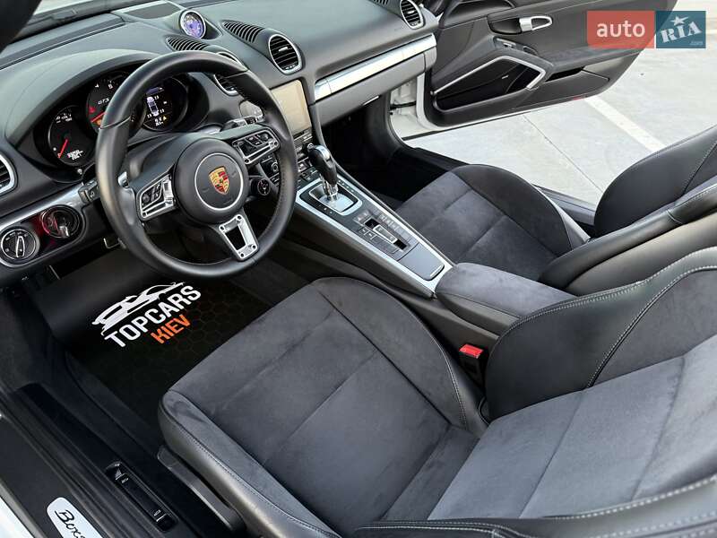 Родстер Porsche Boxster 2018 в Киеве фото 43 Родстер Porsche Boxster 2018 в Киеве