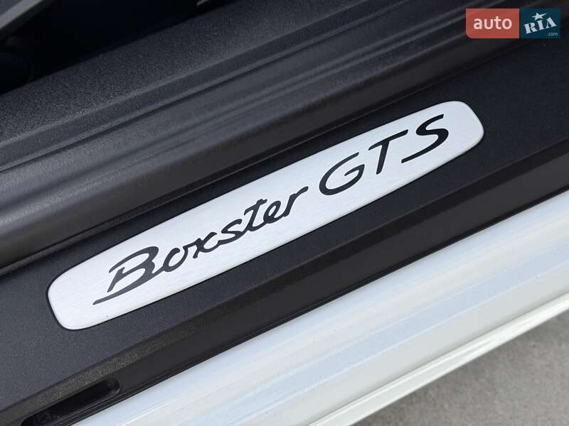 Родстер Porsche Boxster 2018 в Киеве фото 61 Родстер Porsche Boxster 2018 в Киеве