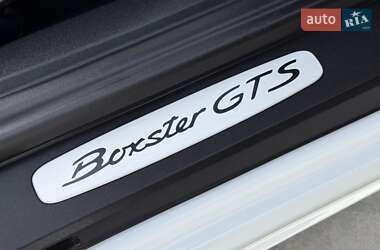 Родстер Porsche Boxster 2018 в 